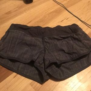 Lululemon speed shorts 2.5 seam